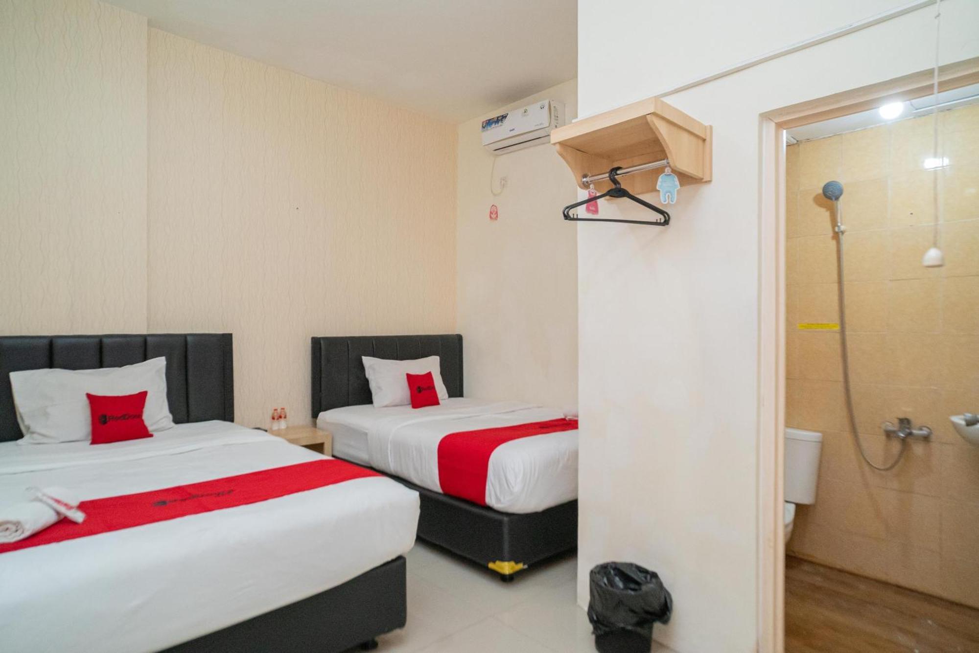 Reddoorz Near Flyover Arjosari Malang Zewnętrze zdjęcie